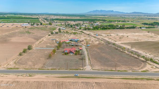 1100 S VINTON Road, Anthony, TX 79821