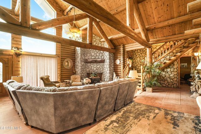 1100 S VINTON Road, Anthony, TX 79821