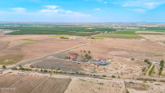 1100 S VINTON Road, Anthony, TX 79821