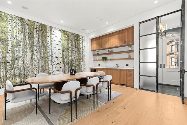 126 Marlborough Street, Boston, MA 02116