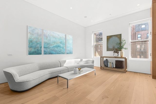 126 Marlborough Street, Boston, MA 02116