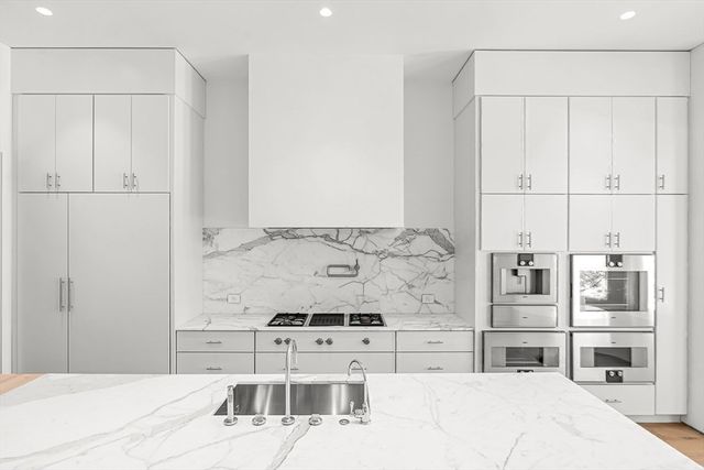 126 Marlborough Street, Boston, MA 02116