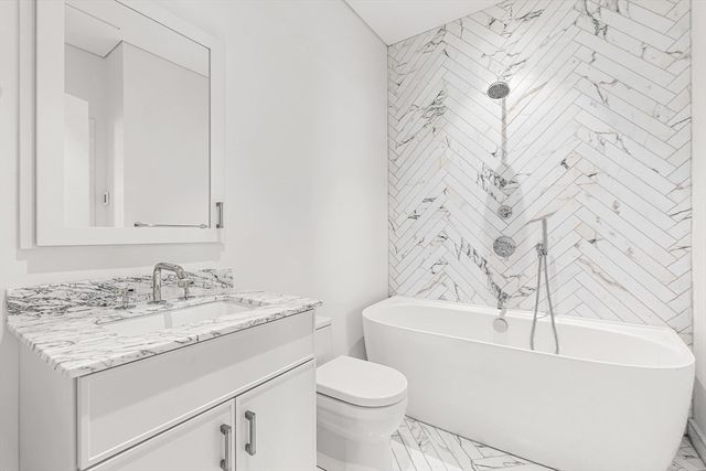 126 Marlborough Street, Boston, MA 02116