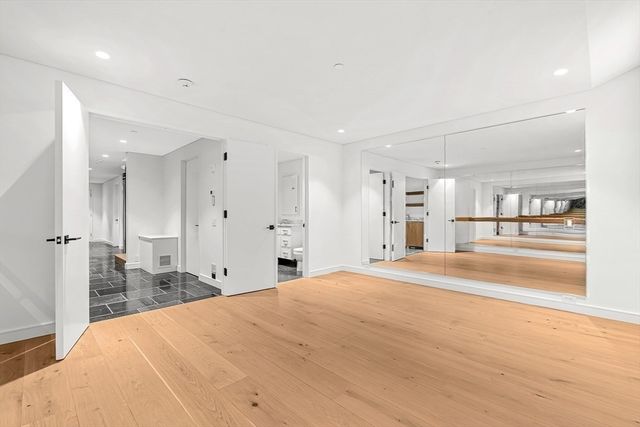 126 Marlborough Street, Boston, MA 02116