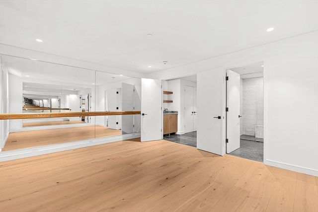 126 Marlborough Street, Boston, MA 02116