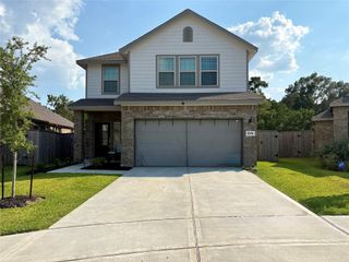 2031 Iris Hills Lane, Crosby, TX 77532
