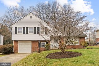 1022 CROZER LN, Springfield, PA 19064