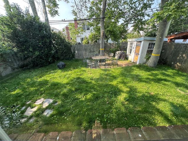 523 W Beech Street 1st Fl, Long Beach, NY 11561