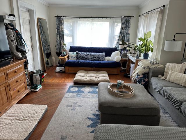 523 W Beech Street 1st Fl, Long Beach, NY 11561