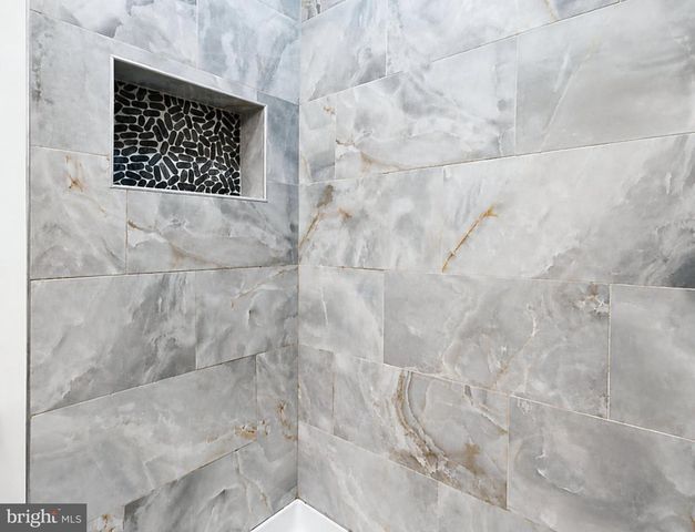 12113 FALLEN TIMBERS CIR, Hagerstown, MD 21740