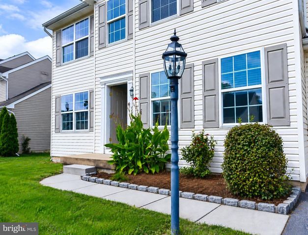 12113 FALLEN TIMBERS CIR, Hagerstown, MD 21740