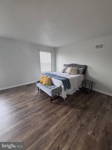 12113 FALLEN TIMBERS CIR, Hagerstown, MD 21740