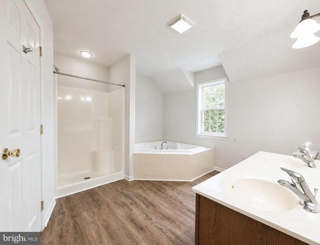 12113 FALLEN TIMBERS CIR, Hagerstown, MD 21740