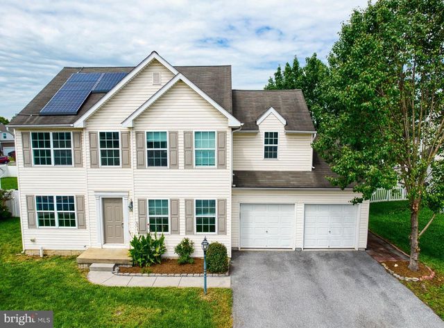 12113 FALLEN TIMBERS CIR, Hagerstown, MD 21740
