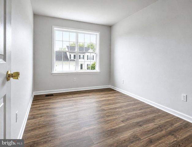 12113 FALLEN TIMBERS CIR, Hagerstown, MD 21740