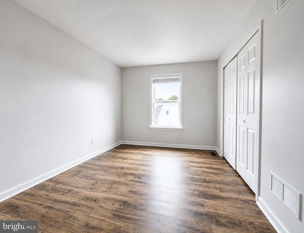 12113 FALLEN TIMBERS CIR, Hagerstown, MD 21740