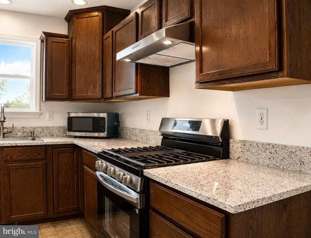 12113 FALLEN TIMBERS CIR, Hagerstown, MD 21740