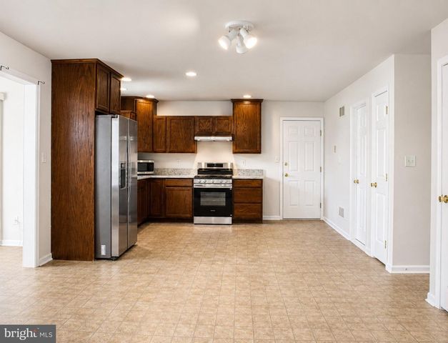 12113 FALLEN TIMBERS CIR, Hagerstown, MD 21740