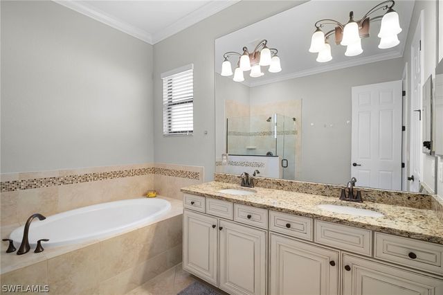 28119 Kerry CT, Bonita Springs, FL 34135