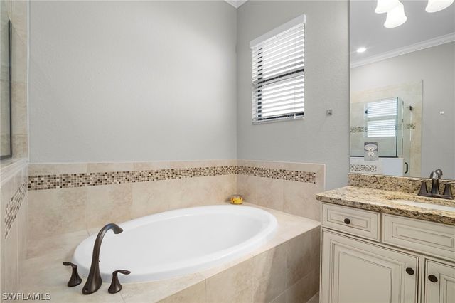 28119 Kerry CT, Bonita Springs, FL 34135