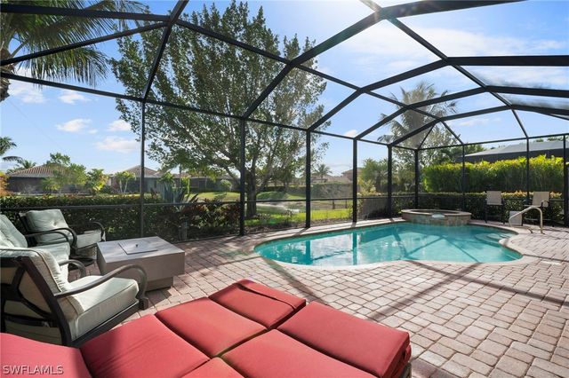 28119 Kerry CT, Bonita Springs, FL 34135