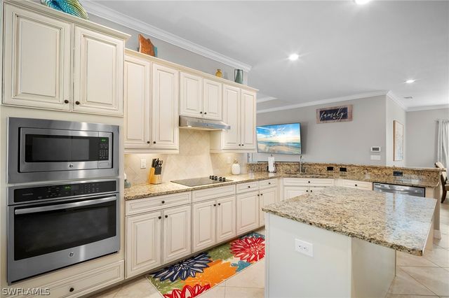 28119 Kerry CT, Bonita Springs, FL 34135