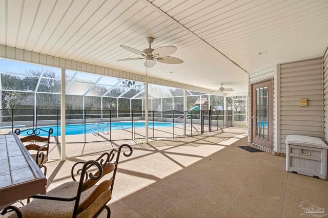 1805 W Ten Mile Rd, Cantonment, FL 32533