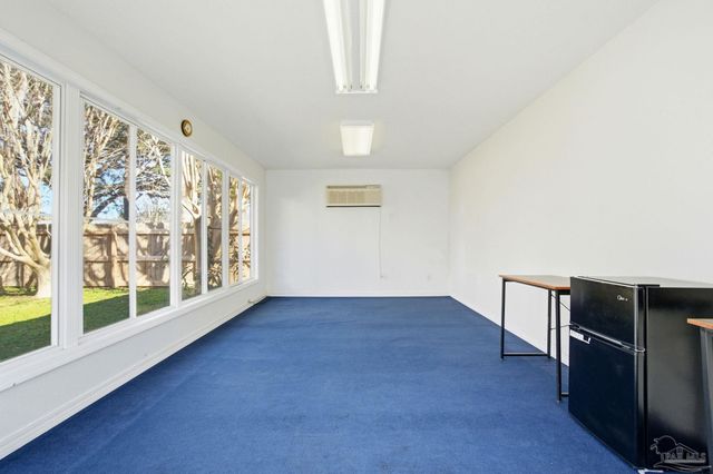 1805 W Ten Mile Rd, Cantonment, FL 32533