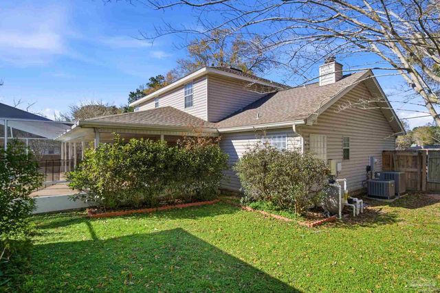 1805 W Ten Mile Rd, Cantonment, FL 32533