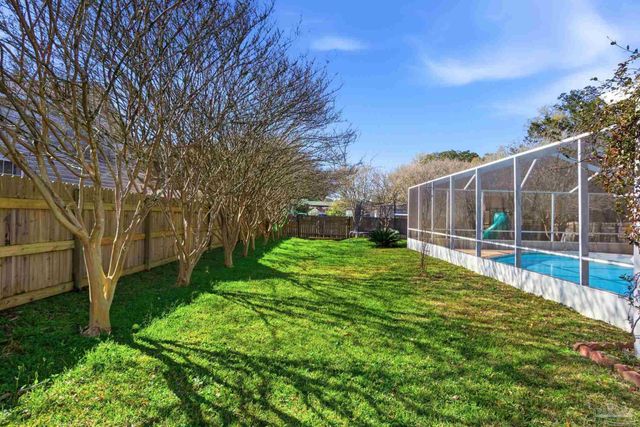 1805 W Ten Mile Rd, Cantonment, FL 32533