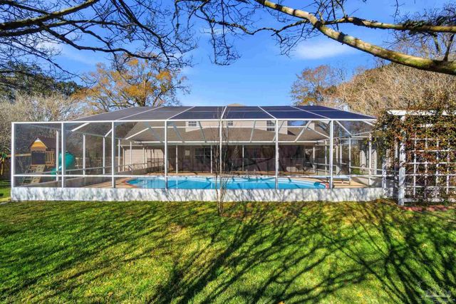 1805 W Ten Mile Rd, Cantonment, FL 32533