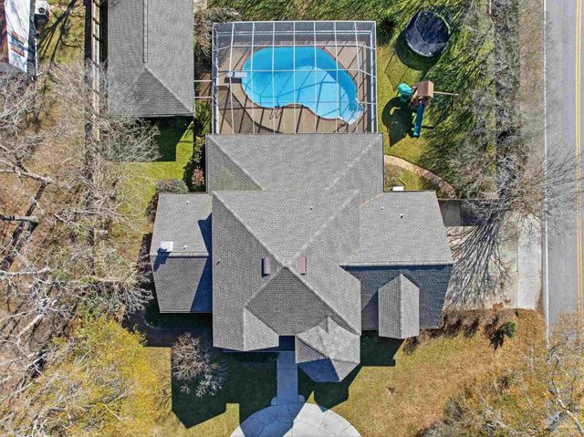 1805 W Ten Mile Rd, Cantonment, FL 32533