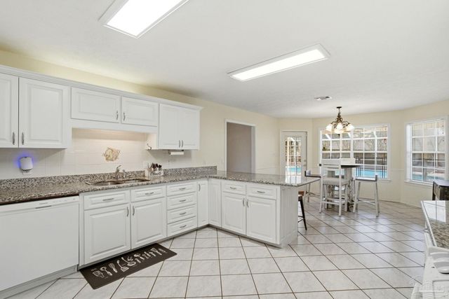 1805 W Ten Mile Rd, Cantonment, FL 32533