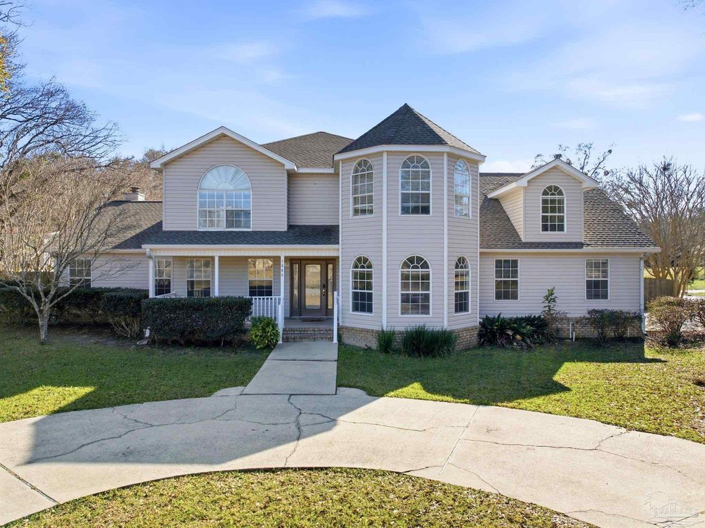 1805 W Ten Mile Rd, Cantonment, FL 32533