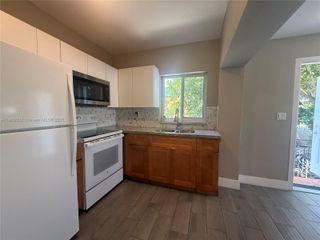 2343 NW 14th St 2343, Miami, FL 33125