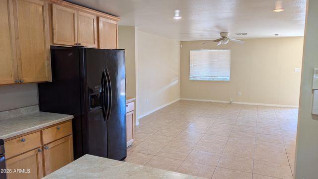 2929 E EBERLE Lane, Phoenix, AZ 85032