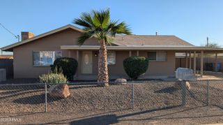 2929 E EBERLE Lane, Phoenix, AZ 85032