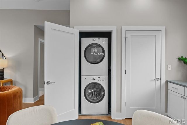 46 Carriage Lane, St Louis, MO 63108