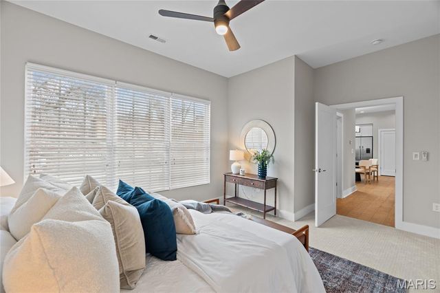 46 Carriage Lane, St Louis, MO 63108