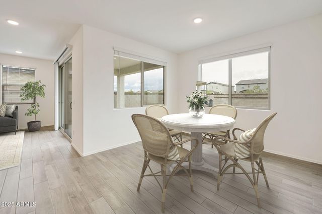 17328 W DAHLIA Drive, Surprise, AZ 85388