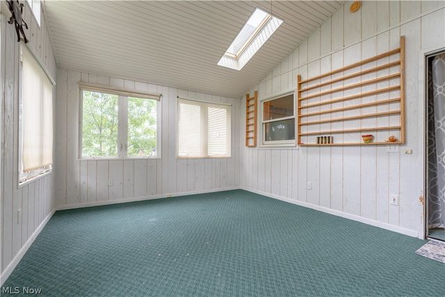 551 Harmon Street SW, North Canton, OH 44720