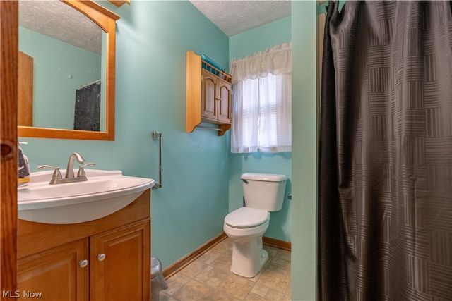 551 Harmon Street SW, North Canton, OH 44720