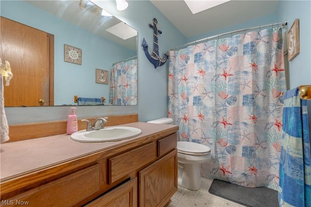 551 Harmon Street SW, North Canton, OH 44720