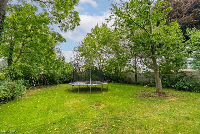 551 Harmon Street SW, North Canton, OH 44720