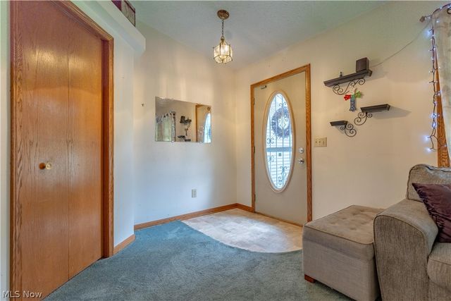 551 Harmon Street SW, North Canton, OH 44720