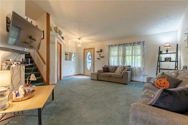 551 Harmon Street SW, North Canton, OH 44720
