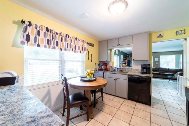 27 VOLUSIA DRIVE, Debary, FL 32713
