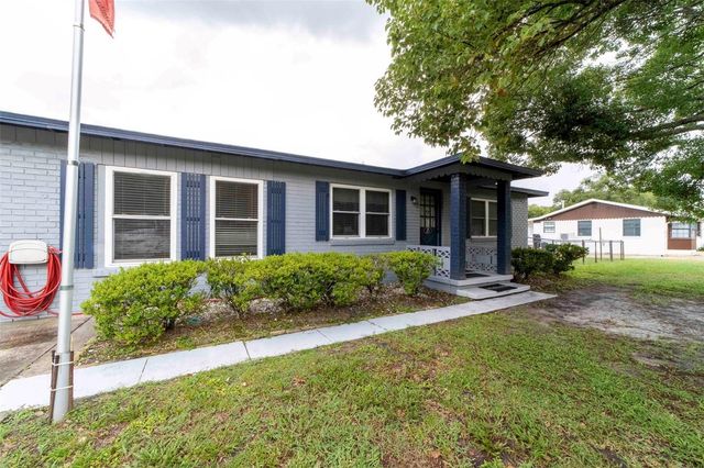 27 VOLUSIA DRIVE, Debary, FL 32713