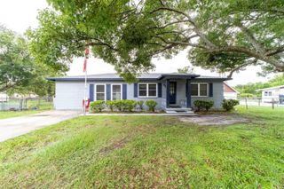 27 VOLUSIA DRIVE, Debary, FL 32713