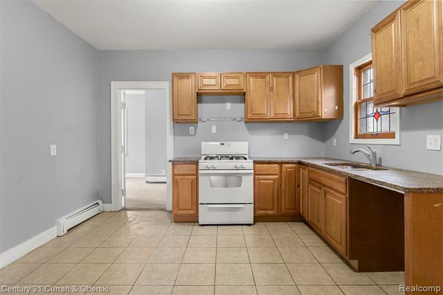 1520 Garfield Avenue, Lincoln Park, MI 48146